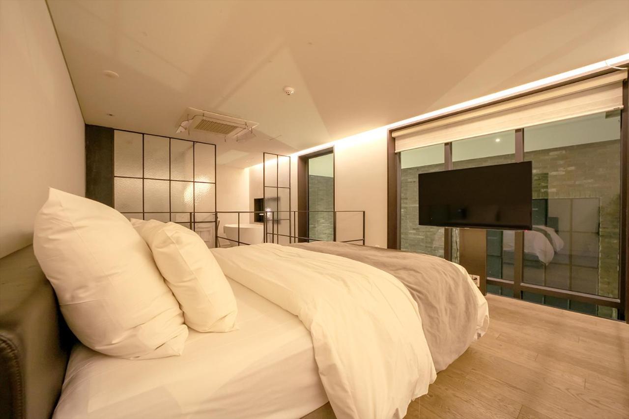 Js Boutique Hotel Hwaseong Exterior photo