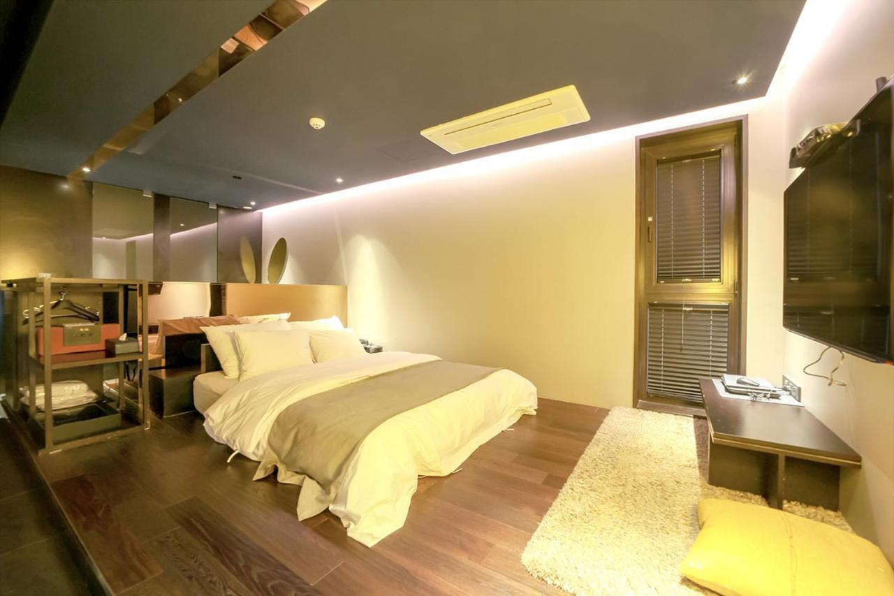 Js Boutique Hotel Hwaseong Exterior photo
