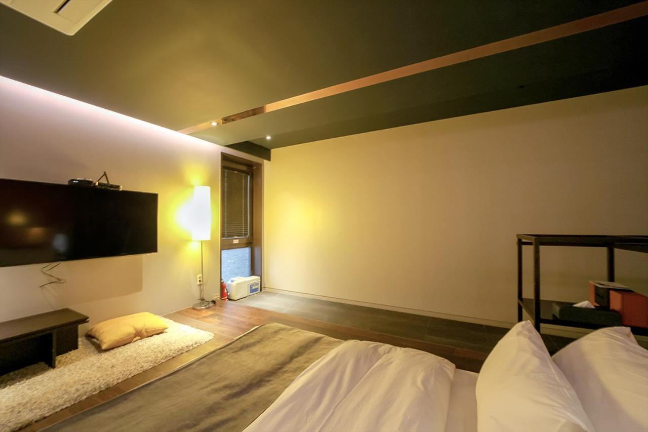 Js Boutique Hotel Hwaseong Exterior photo